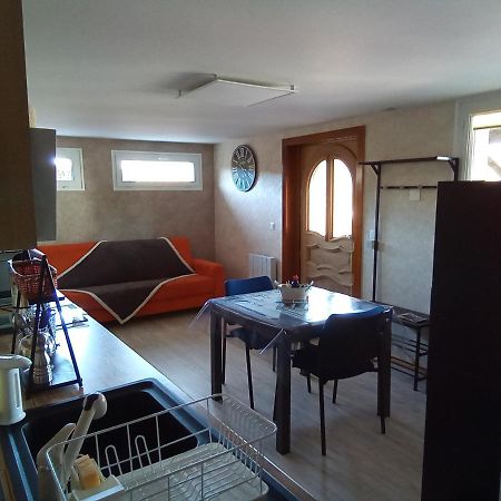 Logement De Charme Coinches Exterior foto